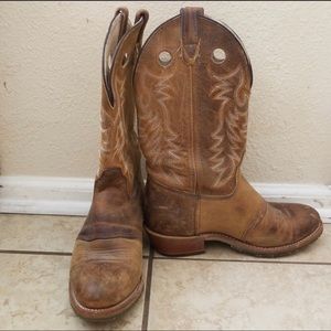 Cowboy boots double H